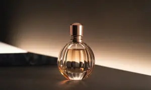 Co zrobić gdy perfumy nie psikają - proste sposoby na naprawę atomizera